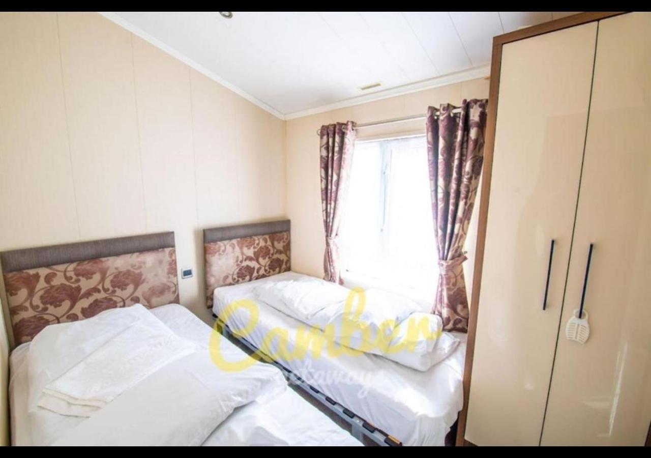 Mp768 - Camber Sands Holiday Park - Huge Lodge - Small Dog Friendly - Sleeps 8 外观 照片