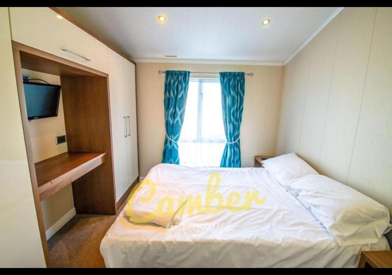 Mp768 - Camber Sands Holiday Park - Huge Lodge - Small Dog Friendly - Sleeps 8 外观 照片